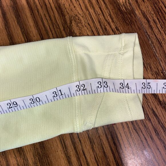 Under Armour Women’s Half-Zip Sweatshirt Size 2XL Yellow - Picture 6 of 6